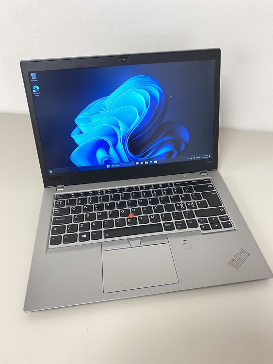 Lenovo T480s laptop - Intel i5-8250U/8GB/256GB SSD