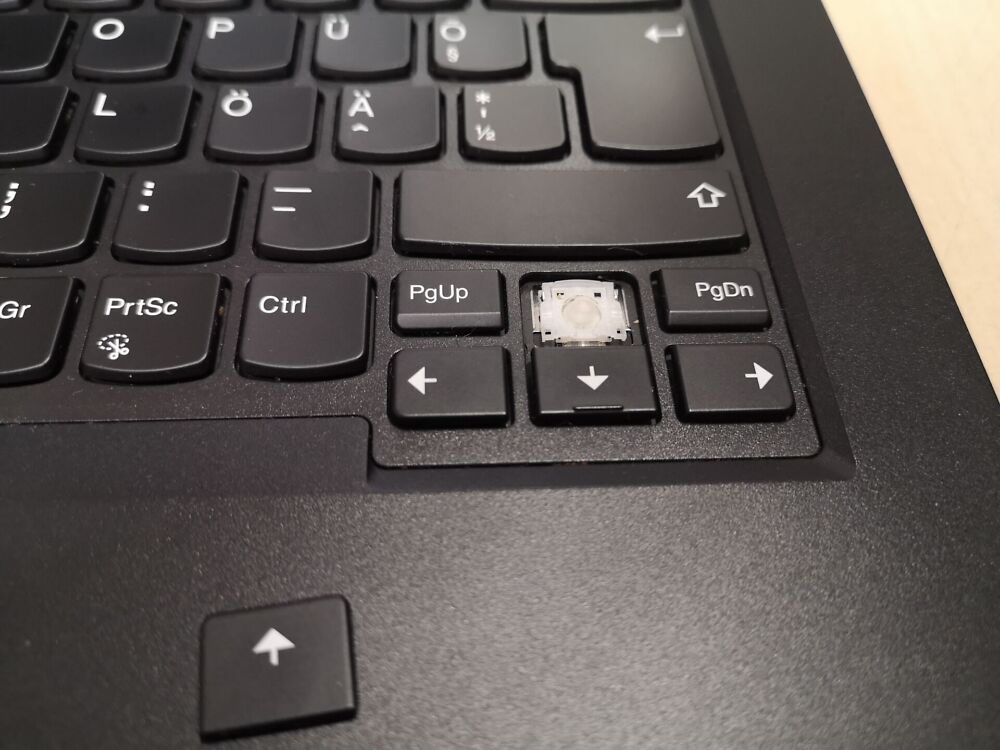 Lenovo Thinkpad A485 - AMD Ryzen 3 PRO 2300W w/Radeon Vega - Image 7